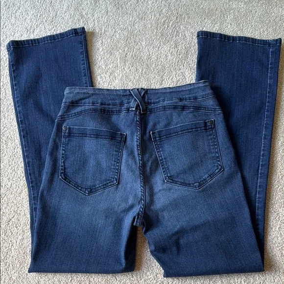 NYDJ Billie Mini Boot Cut Jeans in Deep Blue - Picture 2 of 8